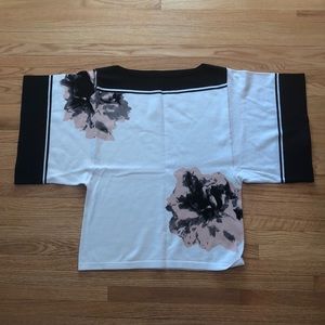 Vince Camuto kimono style sweater